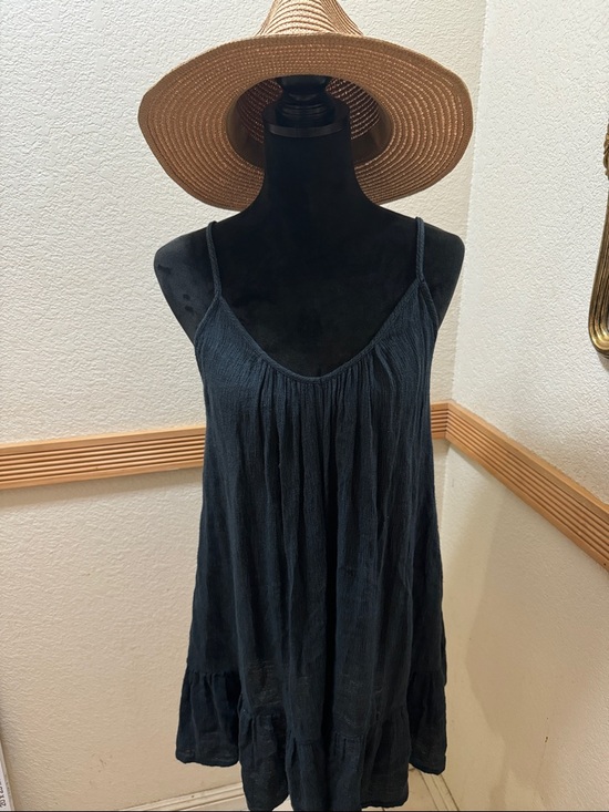 Billabong Tops - Billabong Black Spaghetti Strap Tiered Summer Top size S